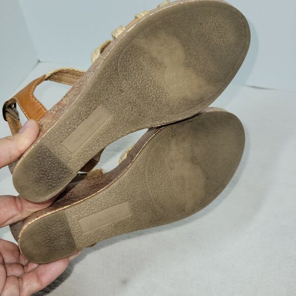 Seychelles Sandals Womens Size 8.5 Beige Leather Skin Block Heel Back Strap - Picture 11 of 13